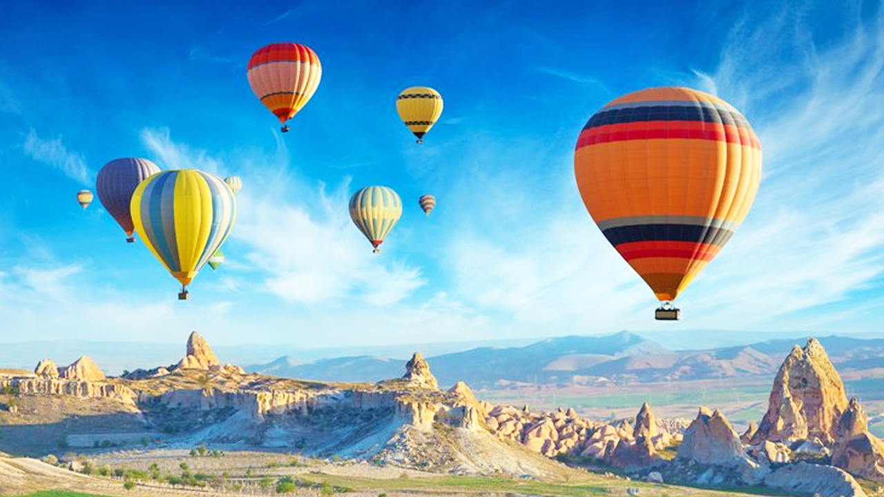 Hot Air Balloon Ride in Jaipur - Skysafar.com