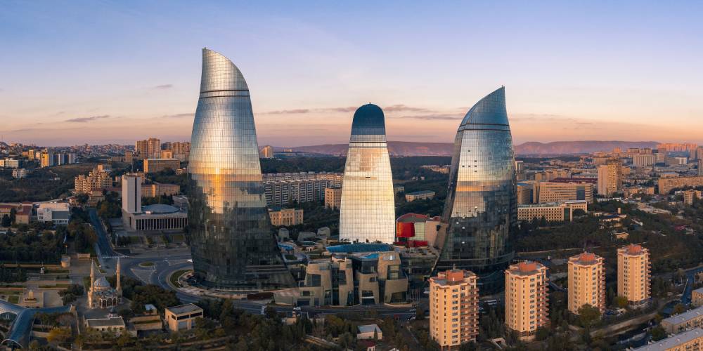 Snowy Peaks, Miniature Pages: A Day in Baku