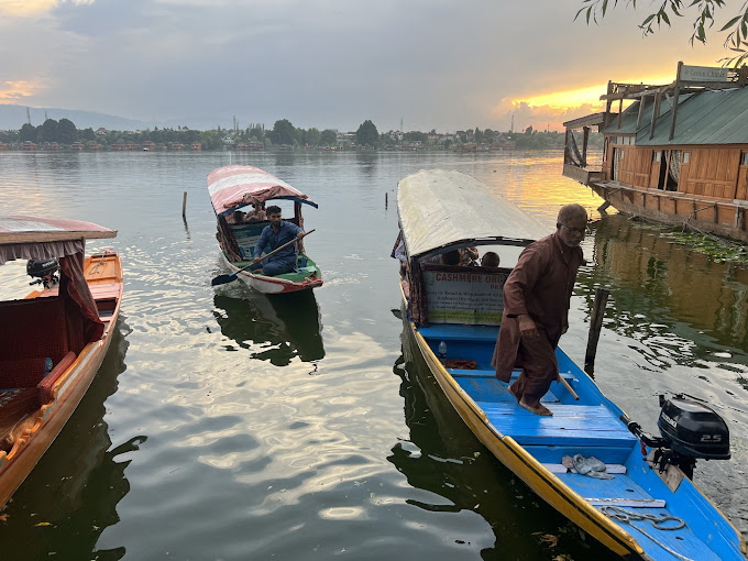 Top 10 Must-Visit Tourist Attractions in Kashmir Valley