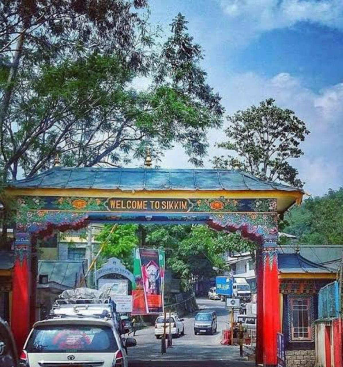 Gangtok Darjeeling Package l Sumaru Tourism