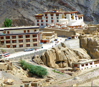 Discover Leh Ladakh Tour 8N 9D