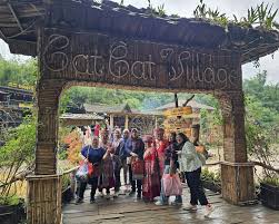 CAT CAT VILLAGE TOUR
