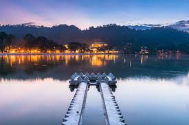 Kandy Lake