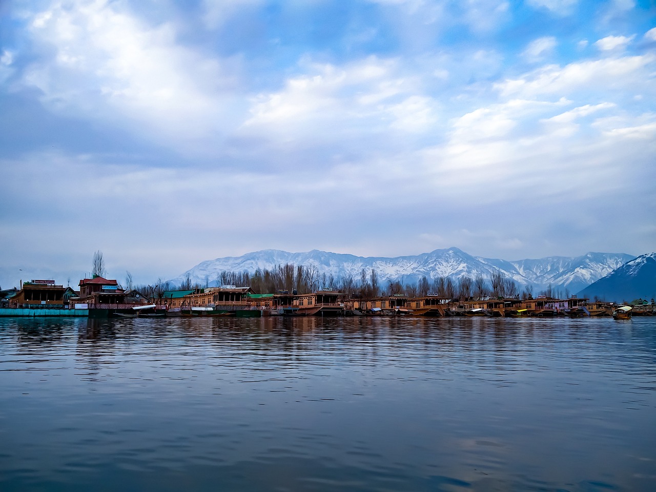 Kashmir and Himachal Package 11N12D Ex-Srinagar