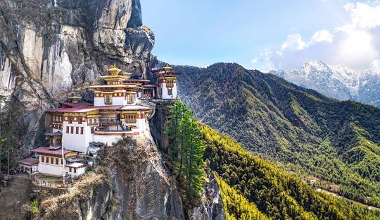 Bhutan Deluxe Package 5N6Days