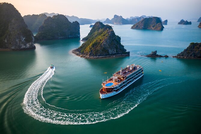 Ha Long Bay