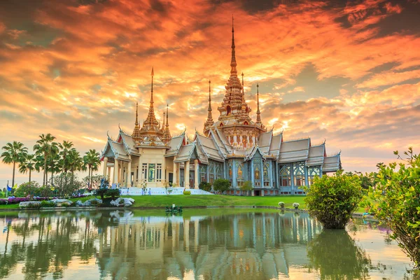 Glimpse of Bangkok  Fusion of Cultural Heritage  Modern Riches