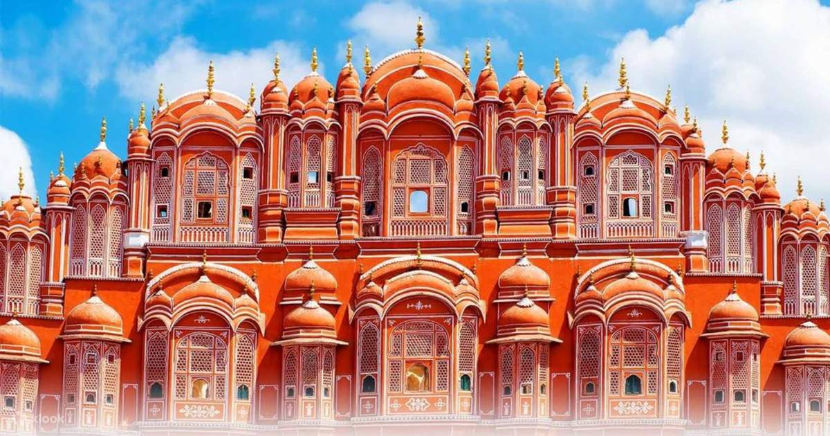 Incredible Heritage Tour: Delhi, Jaipur, Agra Marvels