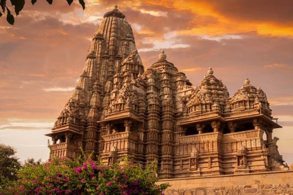 Khajuraho Orchha 1N2D Packages