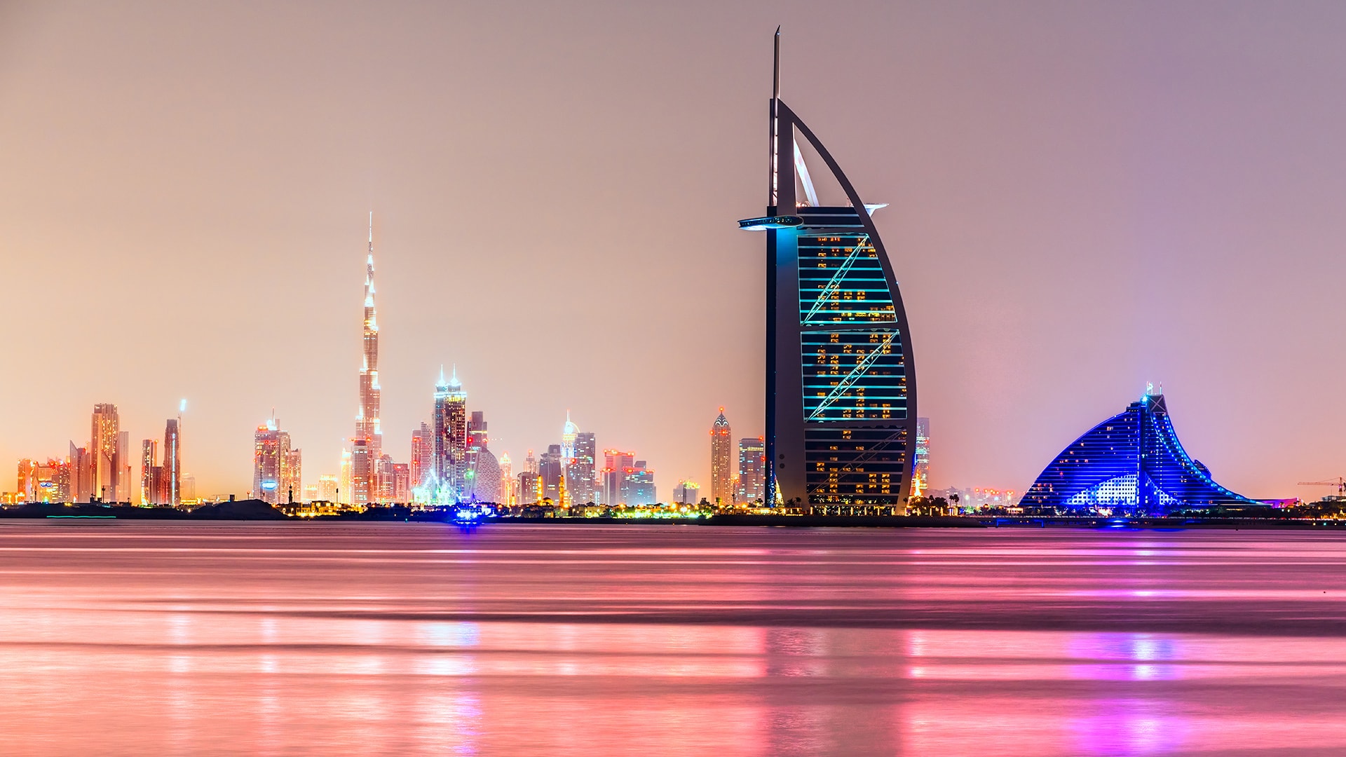 Book Dazzling Dubai Holiday Tour Packages at Beyond Trip