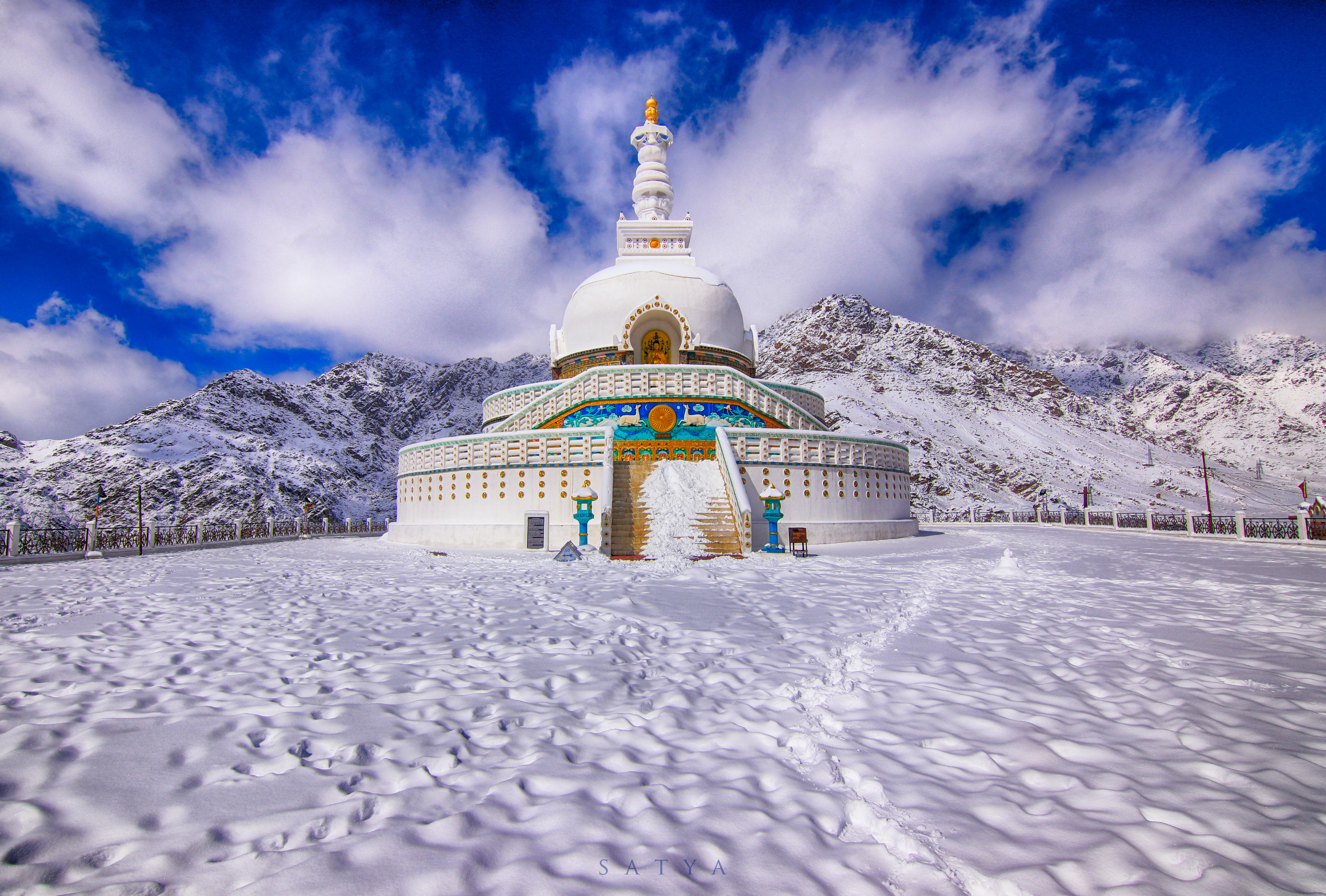 Kashmir Leh Ladakh