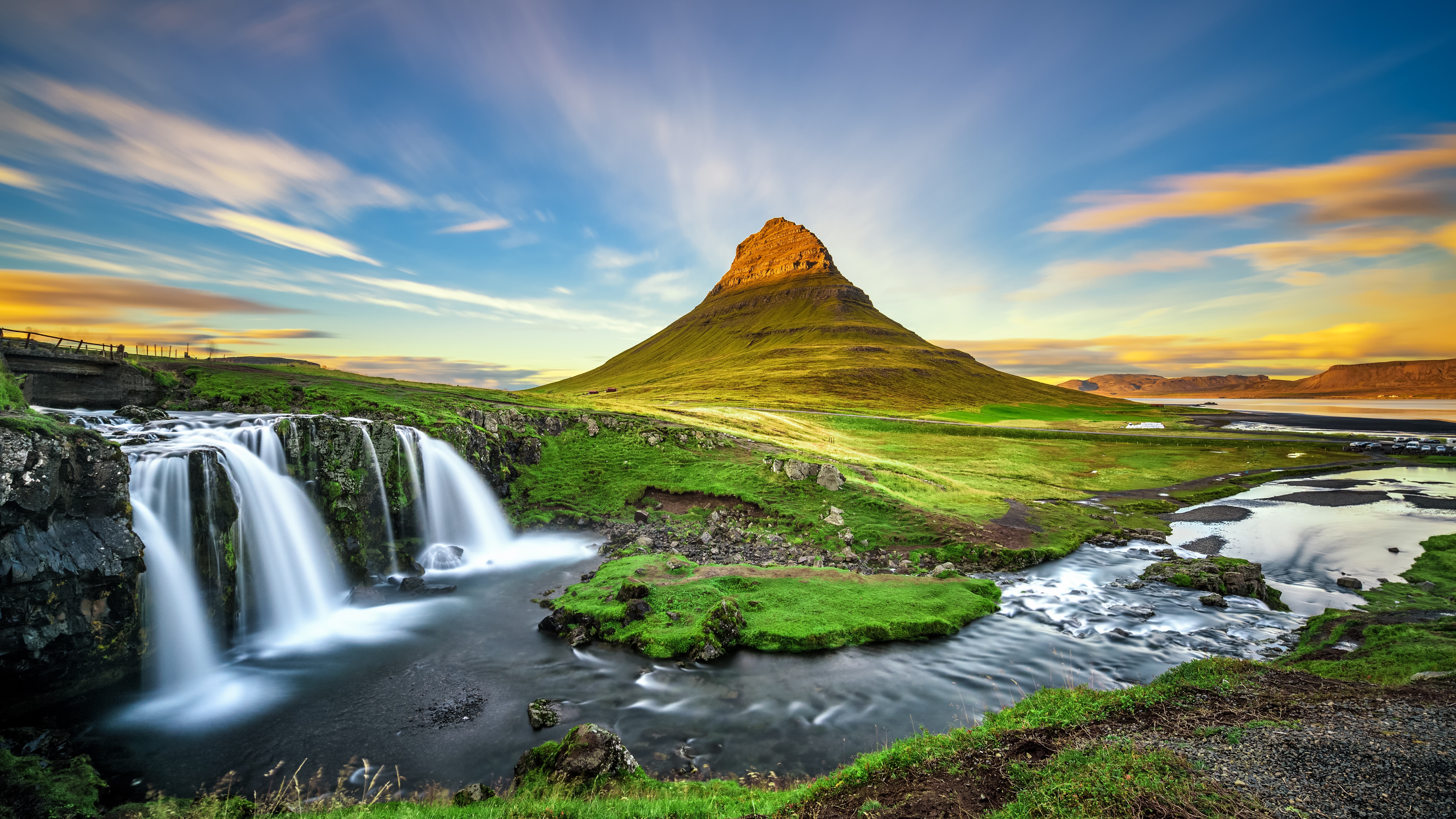 ICELAND Tour With 9 Nights  10 Days