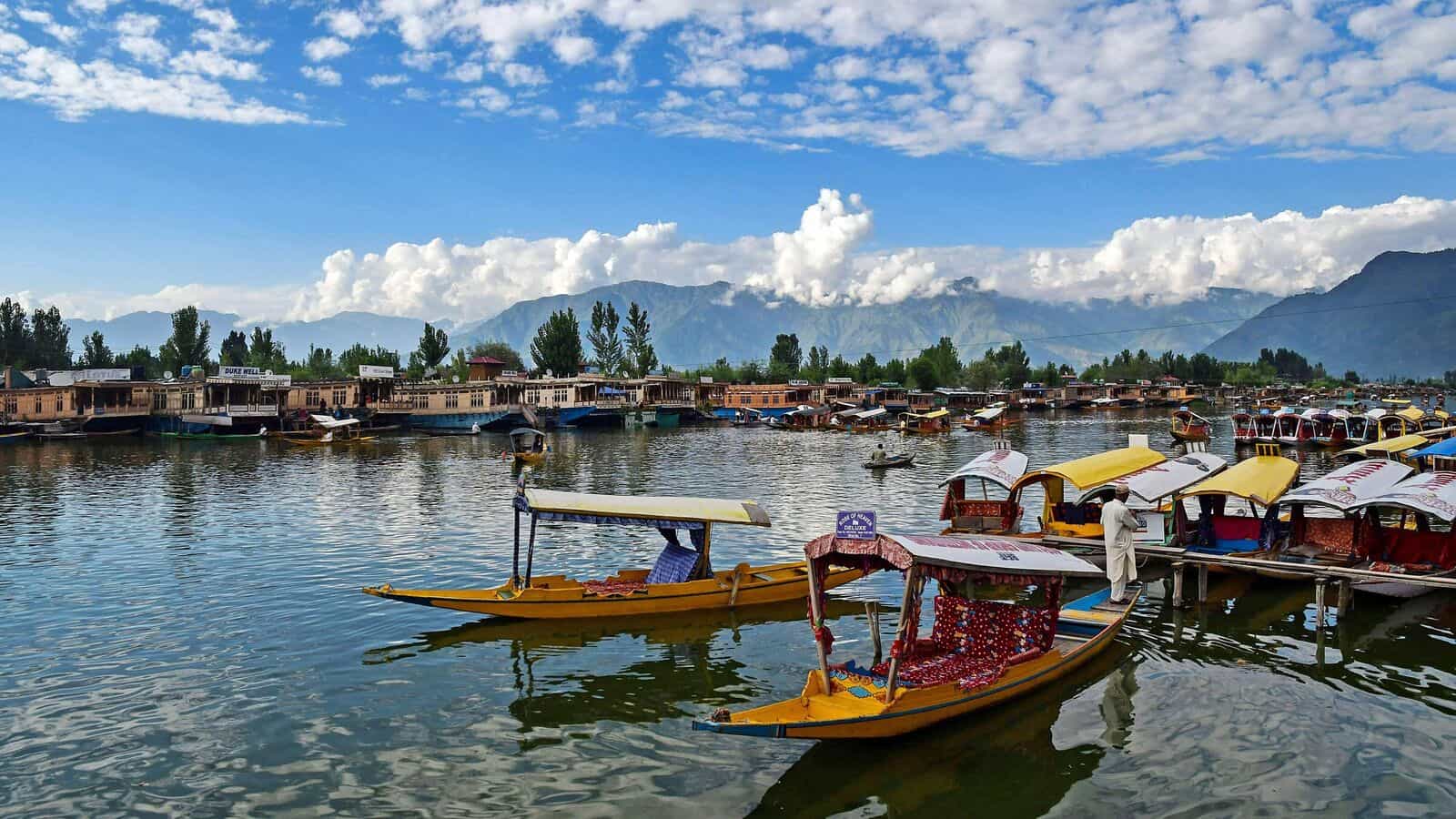 best travel agency in Delhi NCR for Kashmir tour packages