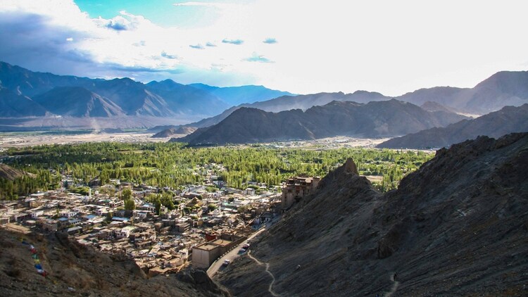 Five Motives to See Rishidong Hot Springs: Ladakh