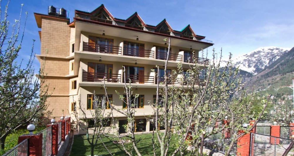 ../Images/HmHotelRooms/Dinu_73442/638580420427357208_temp.jpeg