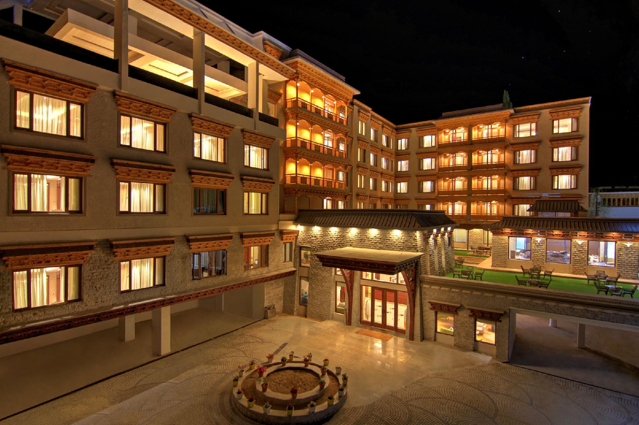 ../Images/HmHotelRooms/Dinu_73442/638586334577287728_temp.jpg