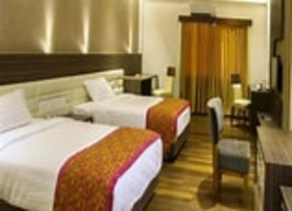 Hotel Emarald
