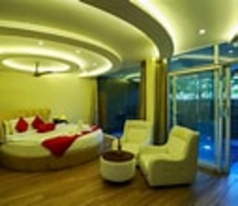 Kuruva Island Resort & Spa
