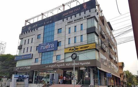 Hotel The Rudra Premium