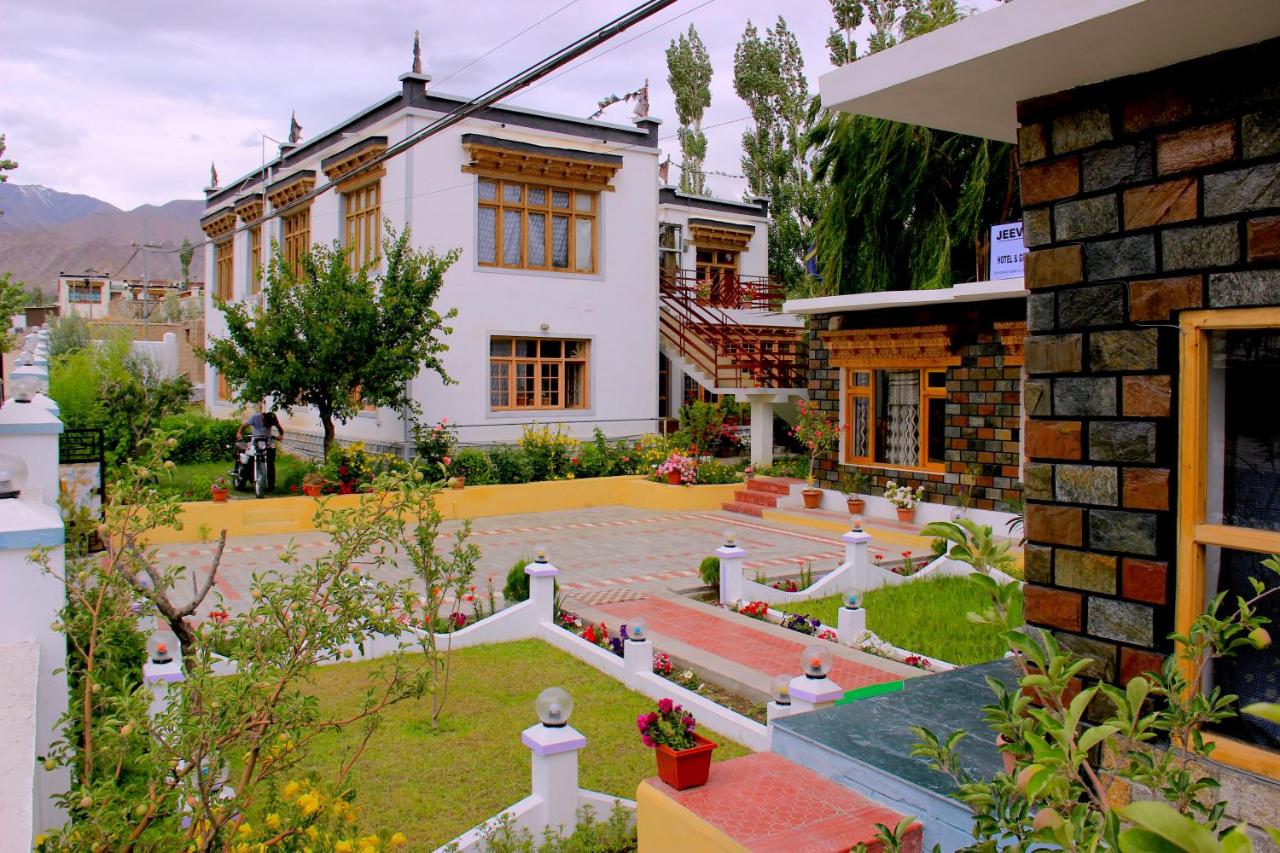 Crystal Lake Resort