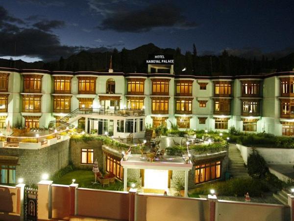 Hotel Kesaar Palace