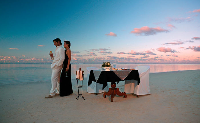 Honeymoon special packages I Shatakshi Group- India