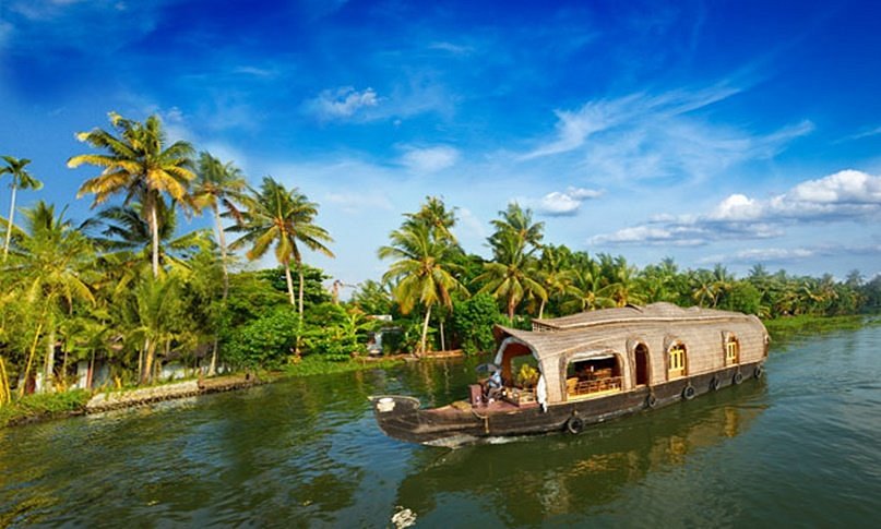 Discover the Charm of Alleppey: The Venice of the East