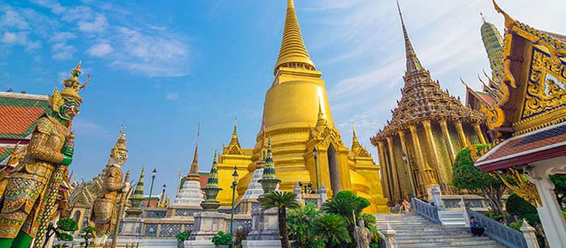 Best Bangkok Vacation Tour Package with A Luxurious Stay: Chutii